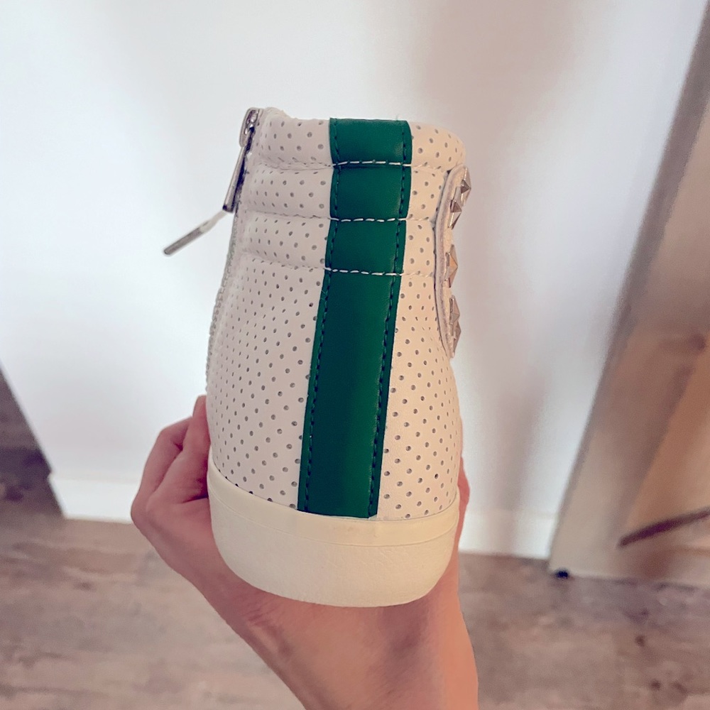 Vintage Havana Hightop sneakers